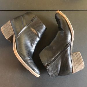 Faux Snake skin bootie